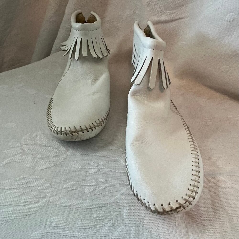 Minnetonka Soft Sole Moccasin